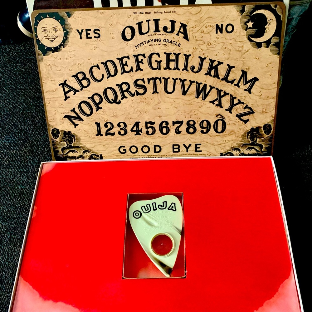 Vintage Parker Bros. 1972 Ouija Mystifying Oracle game